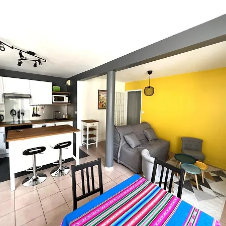 Centre Balcon & Stationnement *