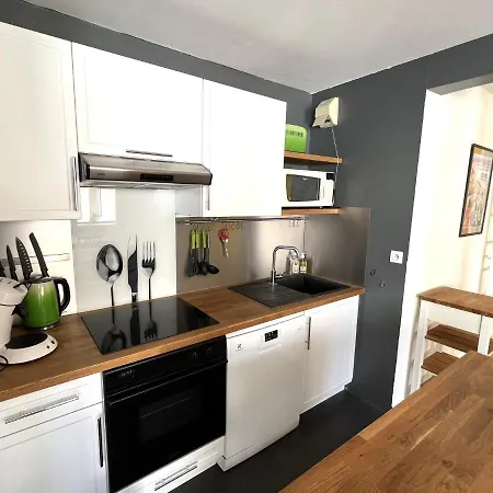Centre Balcon & Stationnement Apartment
